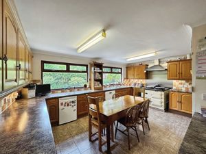 Photo 13- click for photo gallery